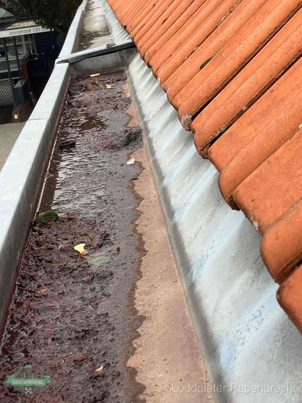 Dakgoot repareren loodgieter Papendrecht